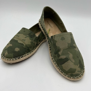 Old Navy Women's Shoes Size 7.5 Camo Green Slip On Flats Canvas‎ Camouflage EUC